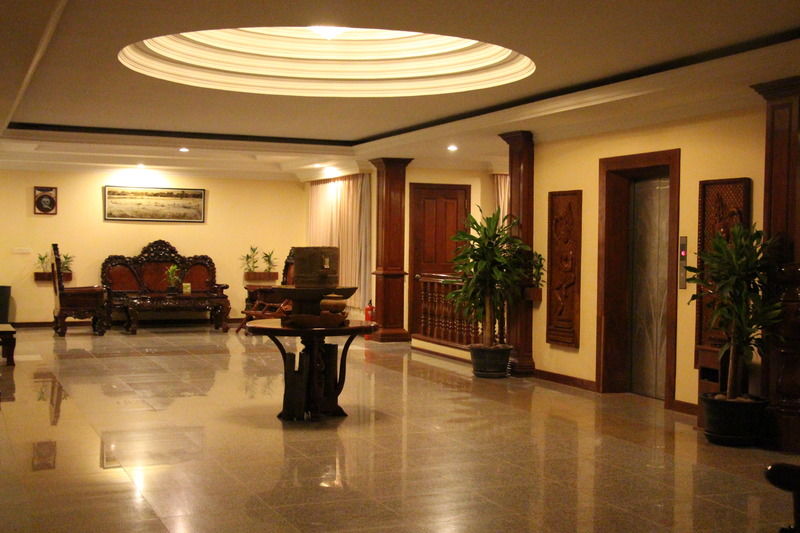 Lin Ratanak Angkor Hotel Siem Reap Exterior foto